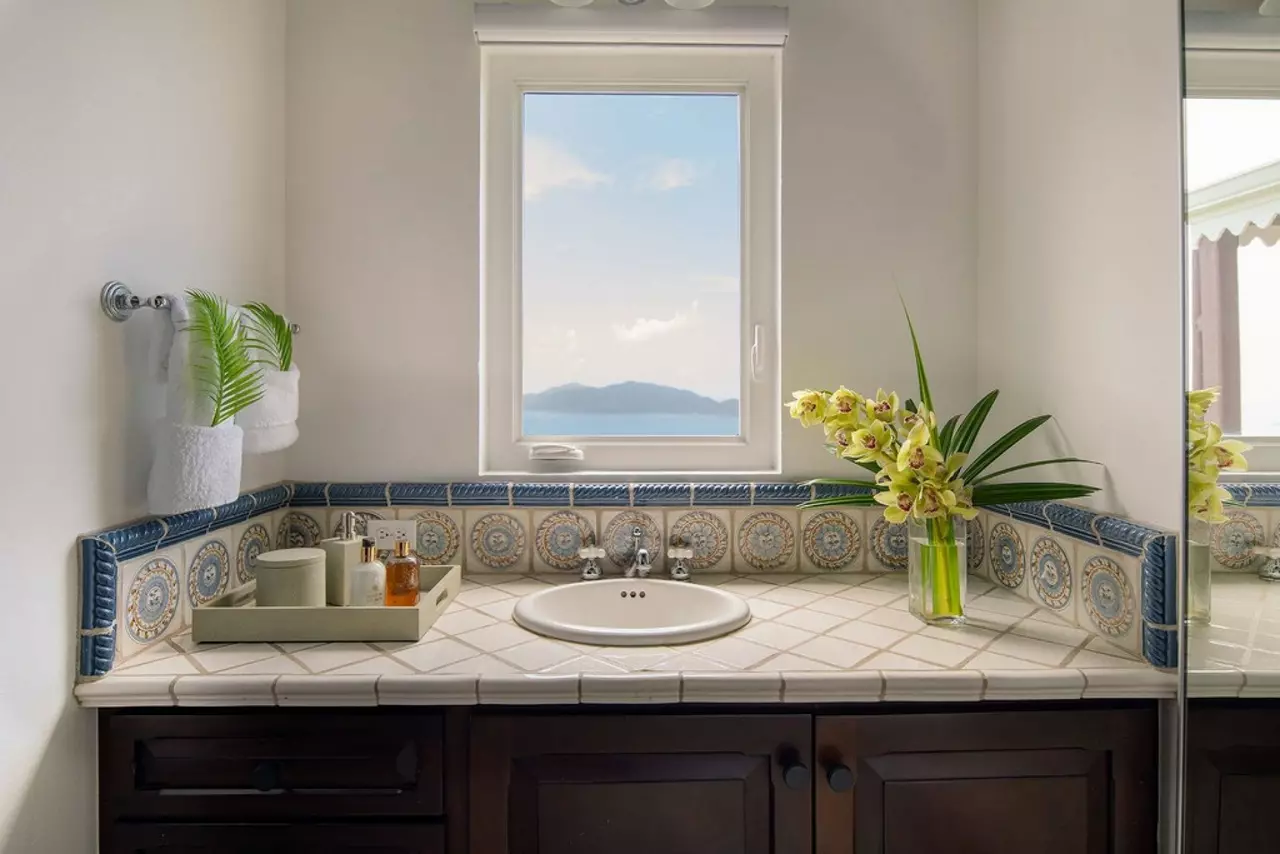St Bernards Hill House in British Virgin Islands, photo 9 of 48