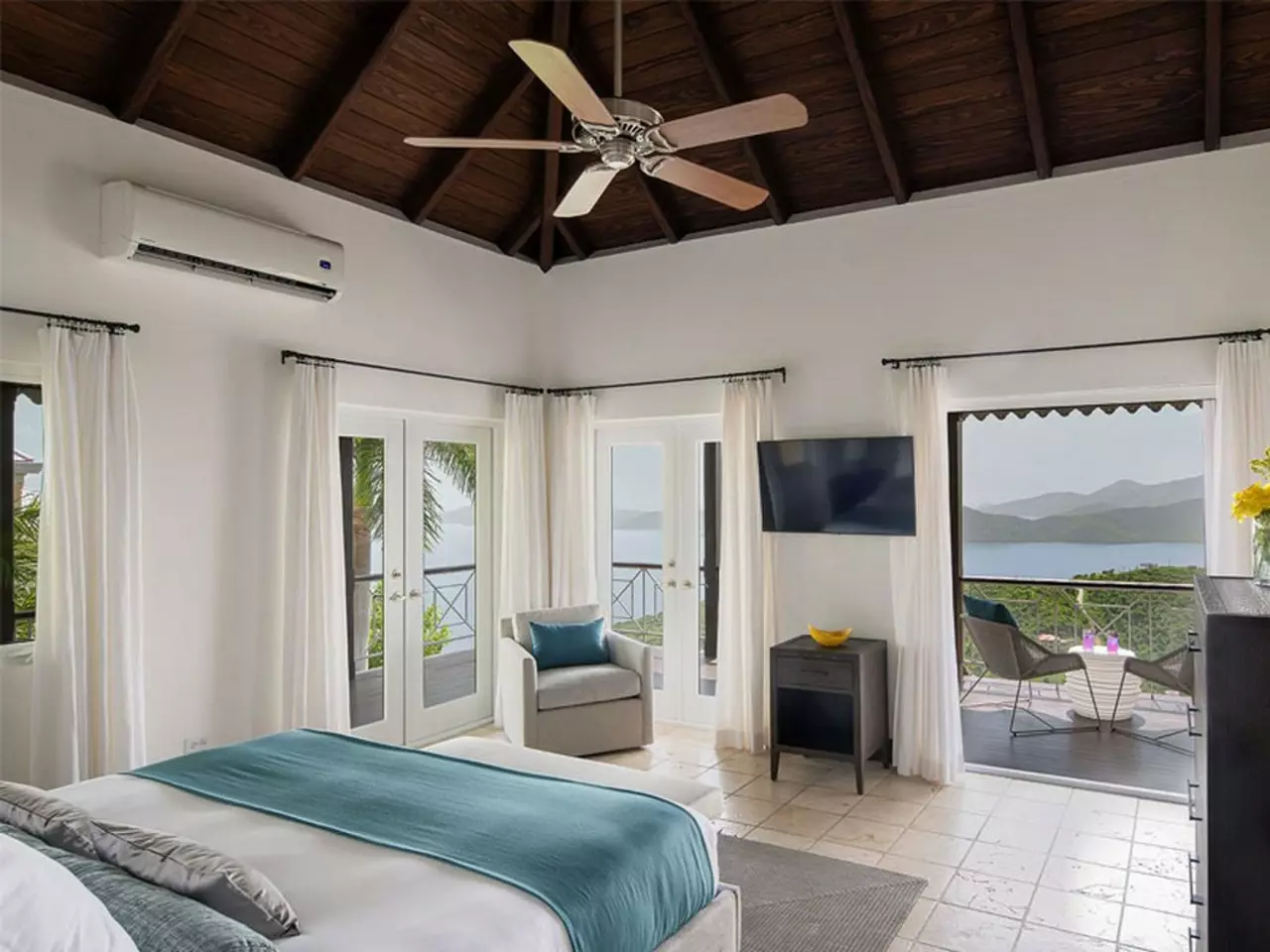 St Bernards Hill House in British Virgin Islands, photo 29 of 48