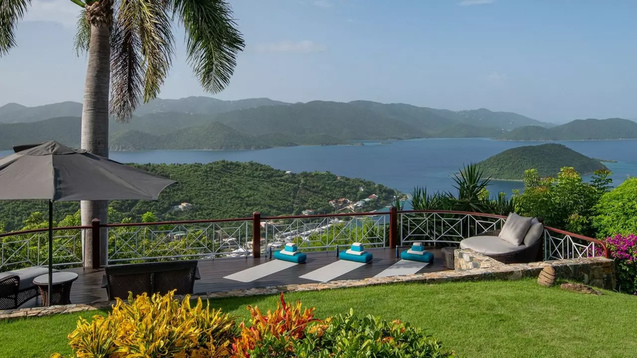 St Bernards Hill House in British Virgin Islands, photo 47 of 48