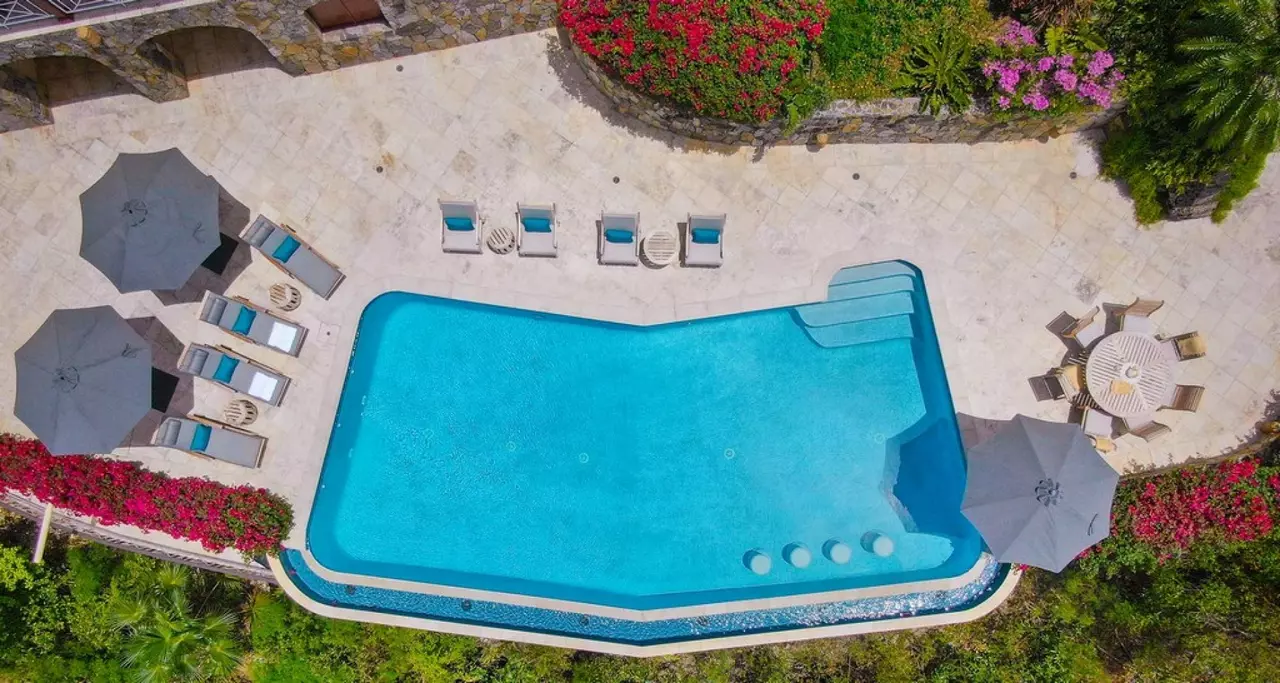 St Bernards Hill House in British Virgin Islands, photo 42 of 48