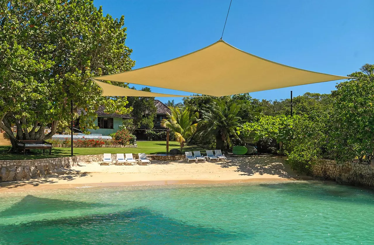 Amanoka on the Beach in Other Caribbean Islands, photo 9 of 30