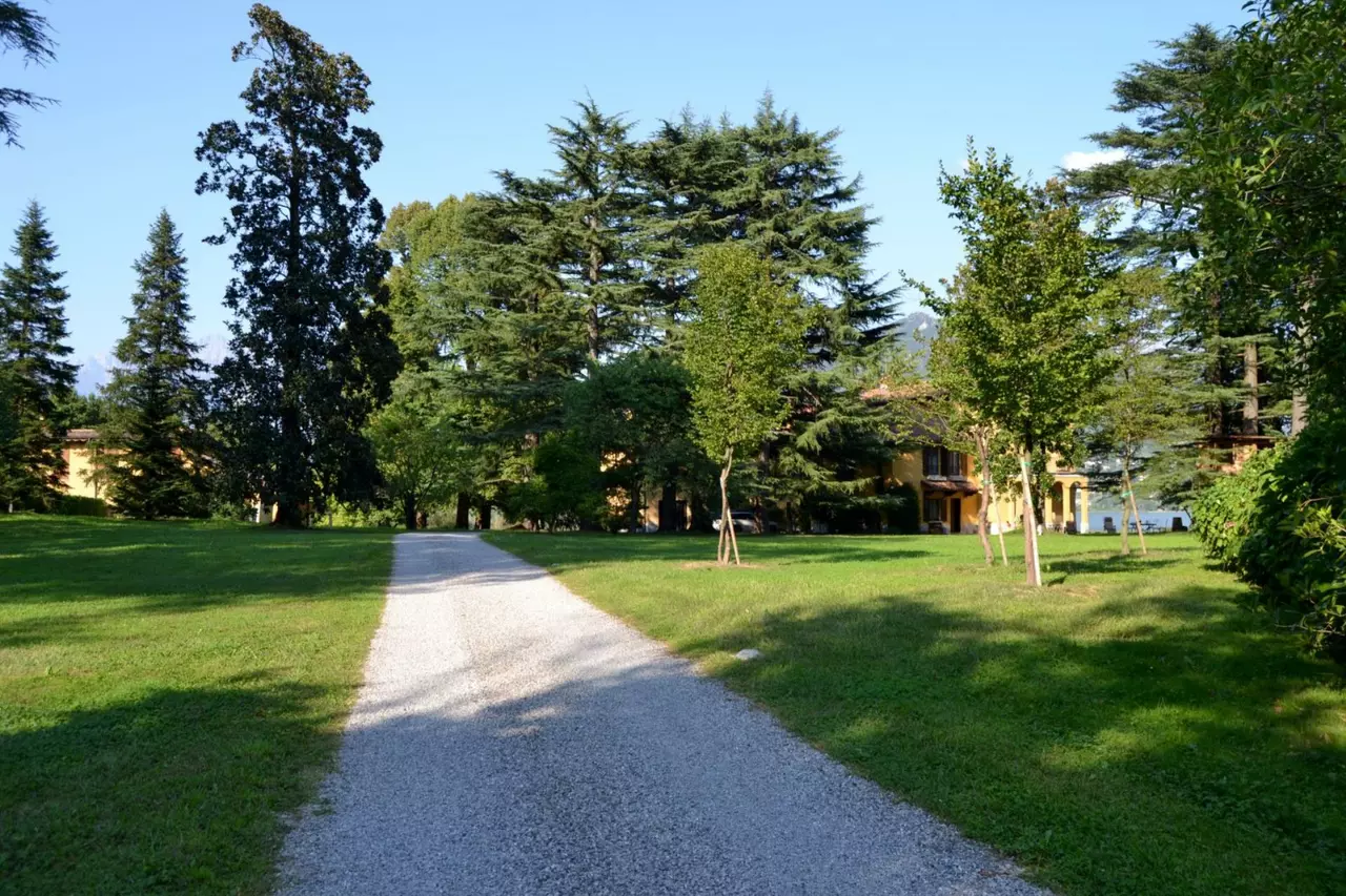 Villa Adinolfi in Lake Como, photo 26 of 33
