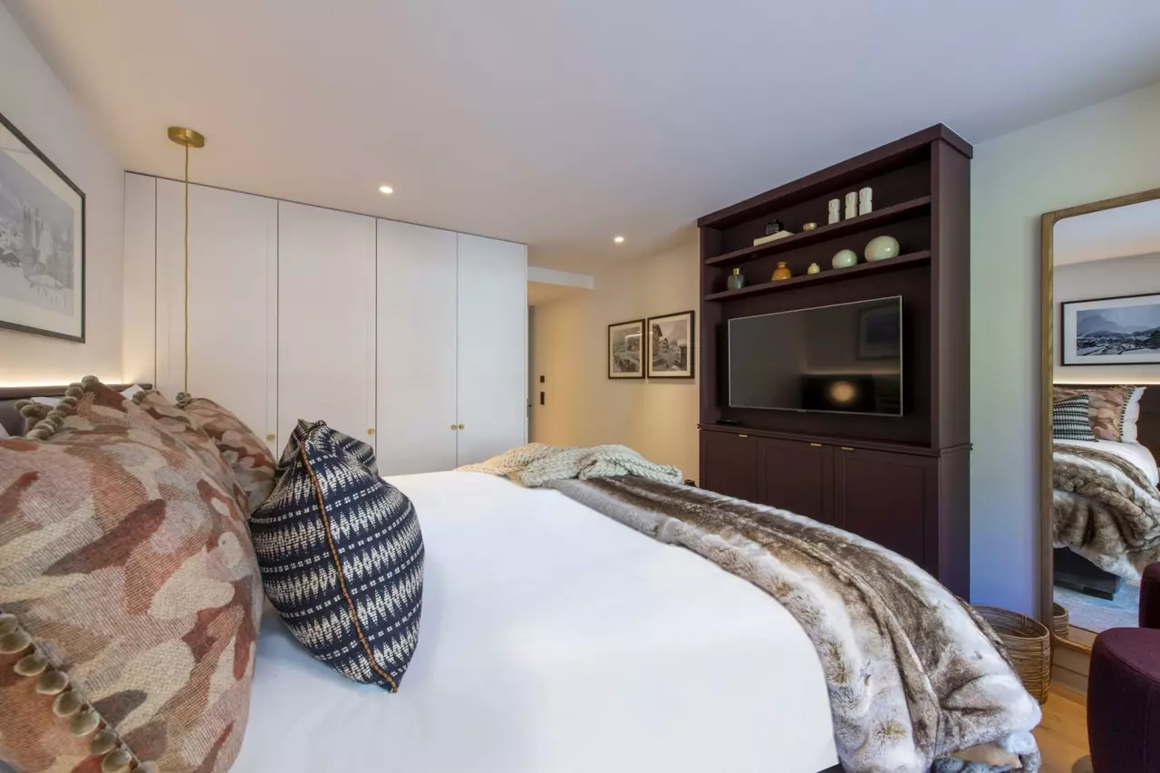3-Bedroom Chalet with Swimming pool, Sleeps 6 in Lech & Zürs, photo 11 of 19