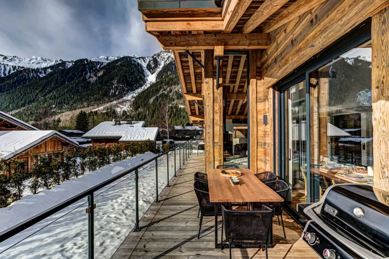 Black Pearl in Chamonix, photo 15 of 30