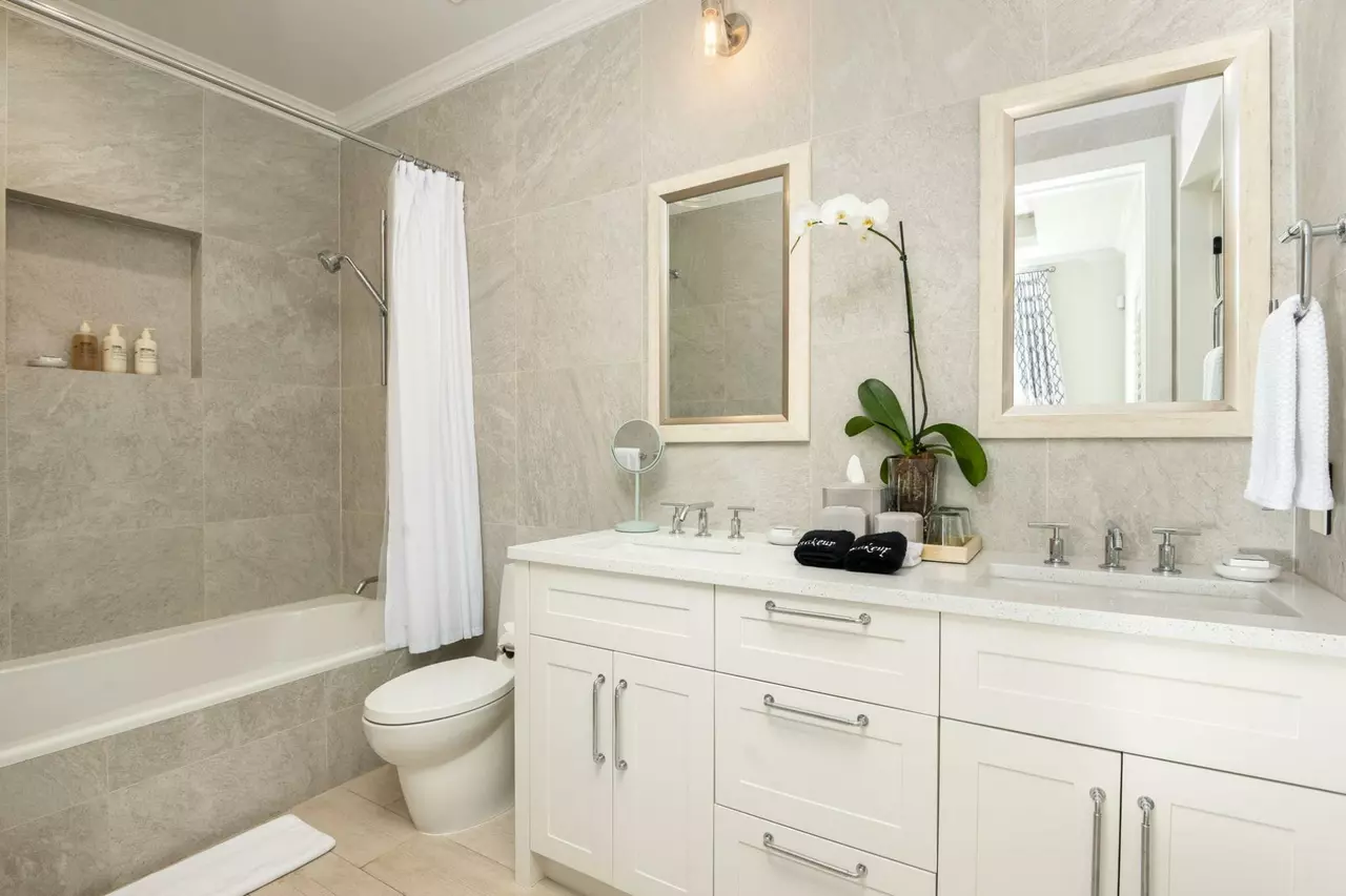Villa Azzurra in Turks and Caicos, photo 3 of 25