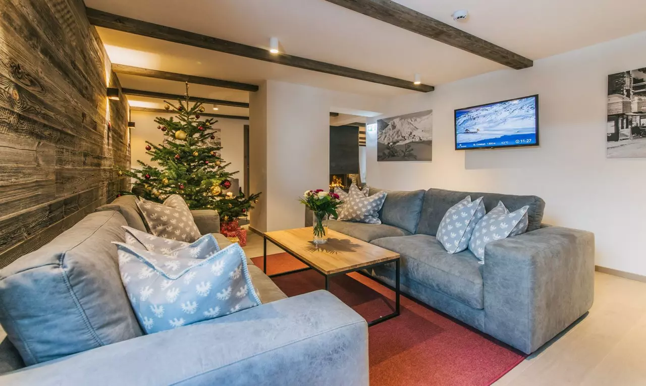 12-Bedroom Chalet Sleeping 24, Sankt Jakob am Arlberg in St Anton & Arlberg, photo 4 of 30