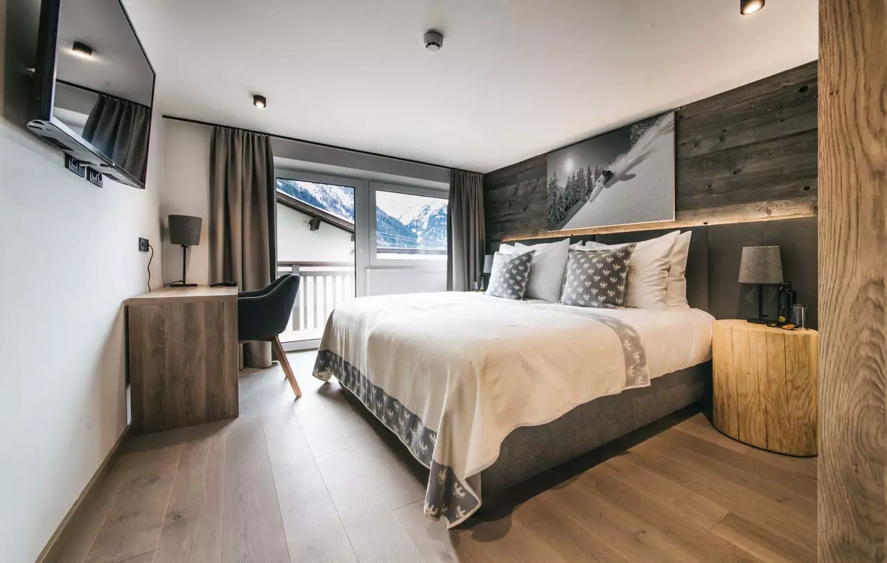 12-Bedroom Chalet Sleeping 24, Sankt Jakob am Arlberg in St Anton & Arlberg, photo 22 of 30