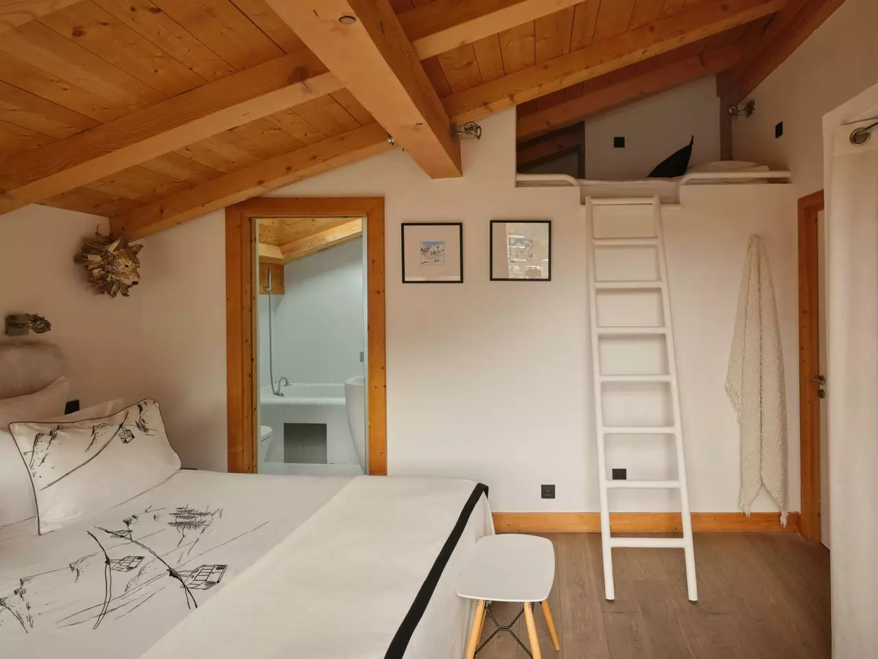 Chalet Cristal in Chamonix, photo 12 of 24