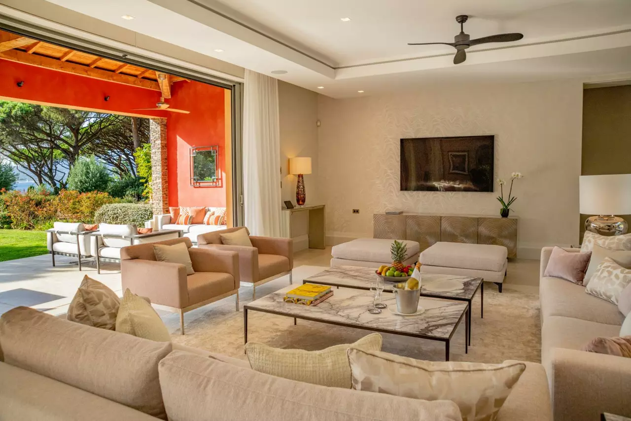 Villa Canoubwest in Saint-Tropez, photo 35 of 40