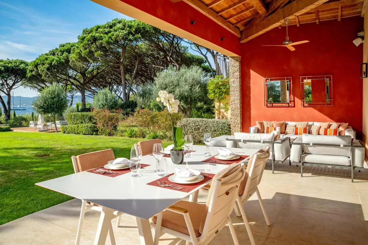 Villa Canoubwest in Saint-Tropez, photo 34 of 40