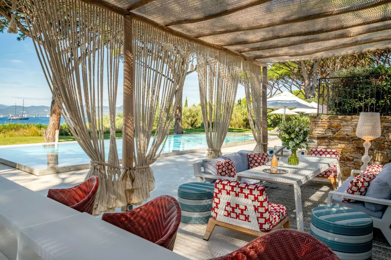 Villa Canoubwest in Saint-Tropez, photo 18 of 40