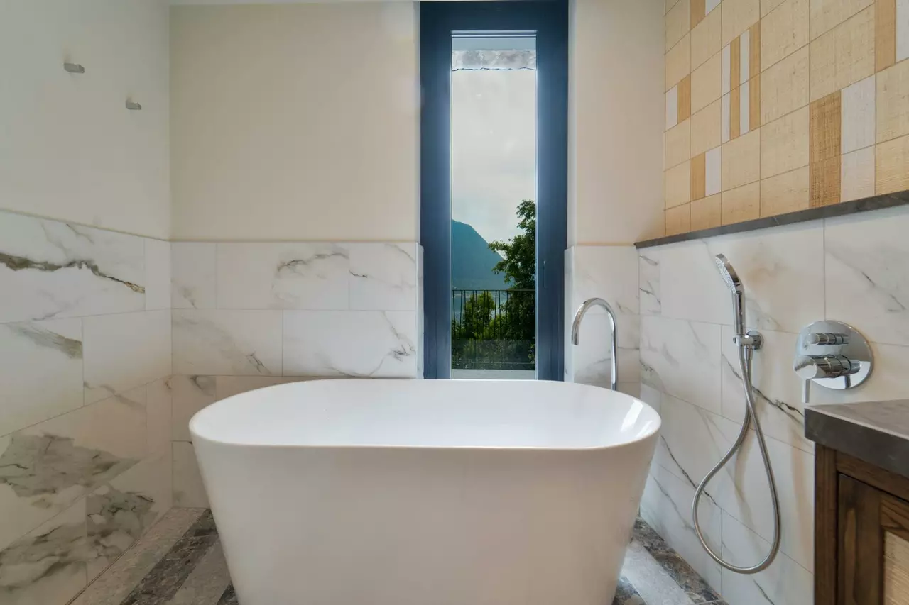 Villa Gabi in Lake Como, photo 4 of 25