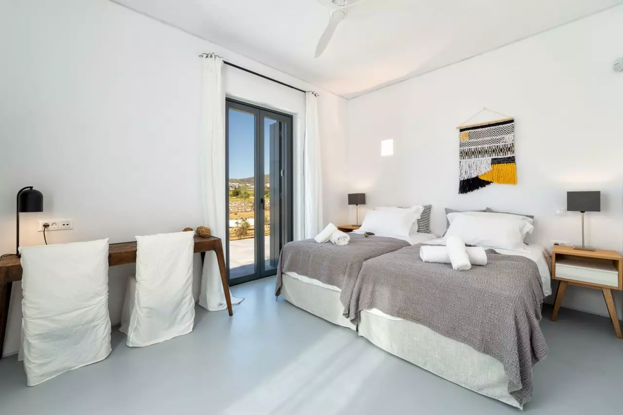 Villa Iris in Paros, photo 3 of 29