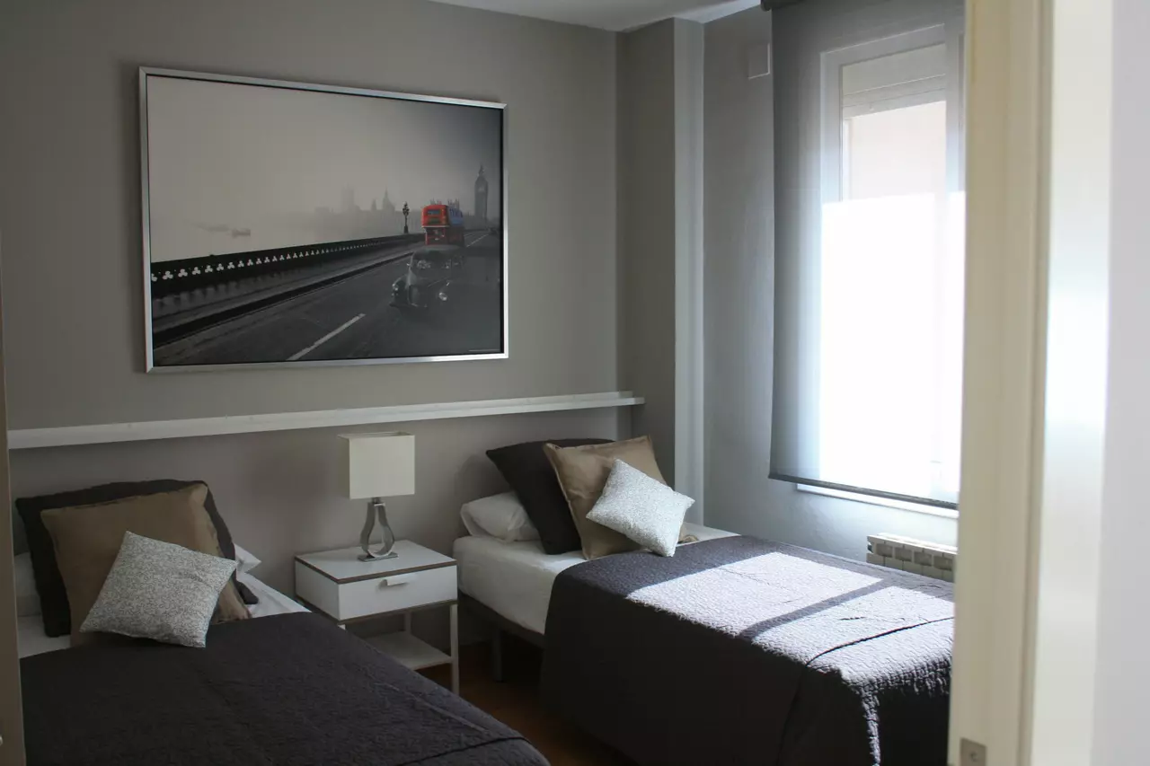 Nice and cozy 85 sqm short term rentals in Barcelona for up to 6 people in Southern Europe, photo 2 of 17