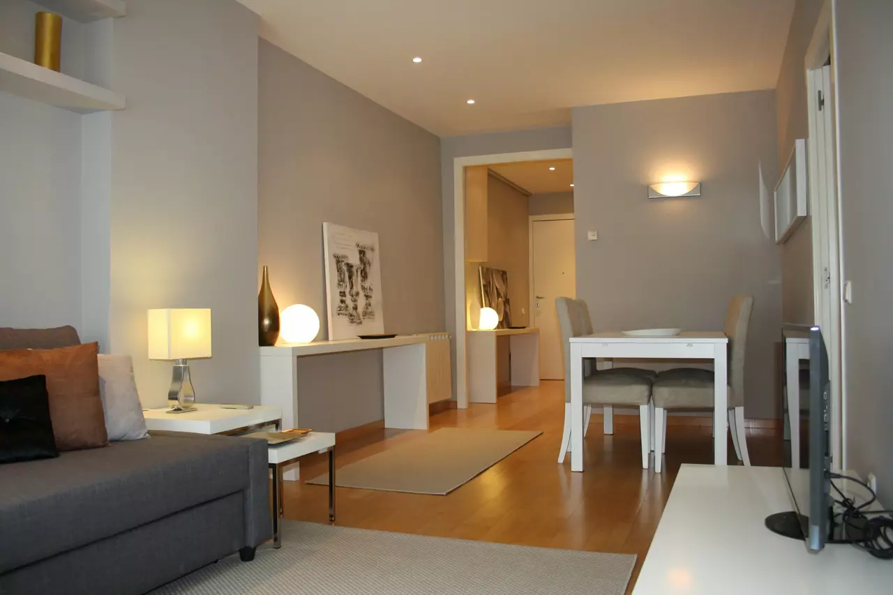 Nice and cozy 85 sqm short term rentals in Barcelona for up to 6 people in Southern Europe, photo 7 of 17