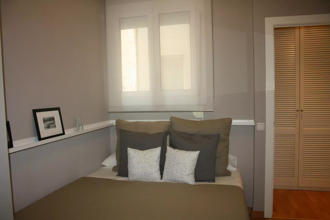 Nice and cozy 85 sqm short term rentals in Barcelona for up to 6 people in Southern Europe, photo 8 of 17