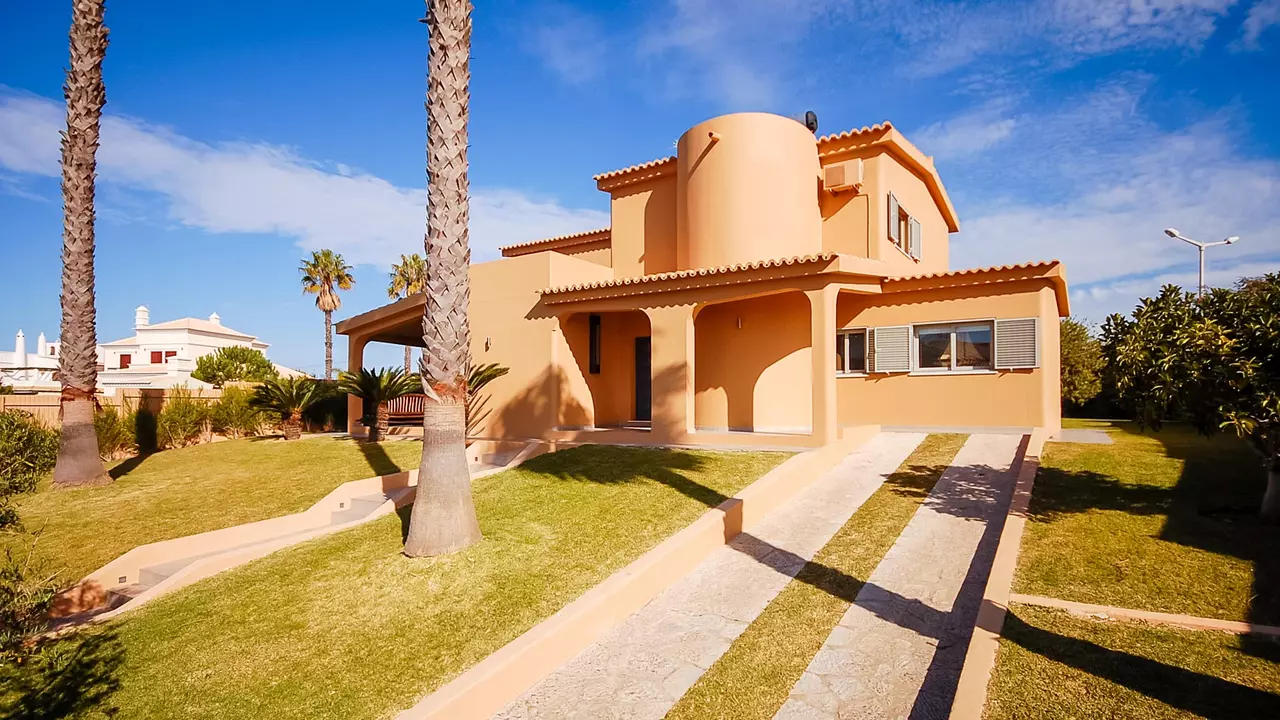 Estrada da Galé - 6 beds Villa in Algarve, photo 9 of 23