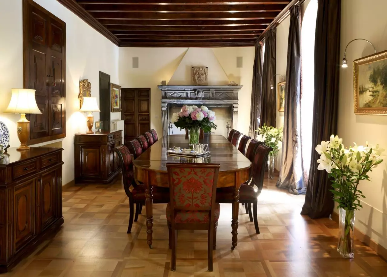 Villa La Cassinella in Lake Como, photo 22 of 28