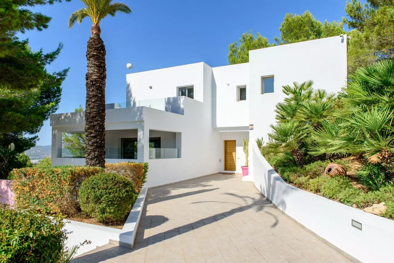 Villa La Fabrica in Ibiza, photo 7 of 37