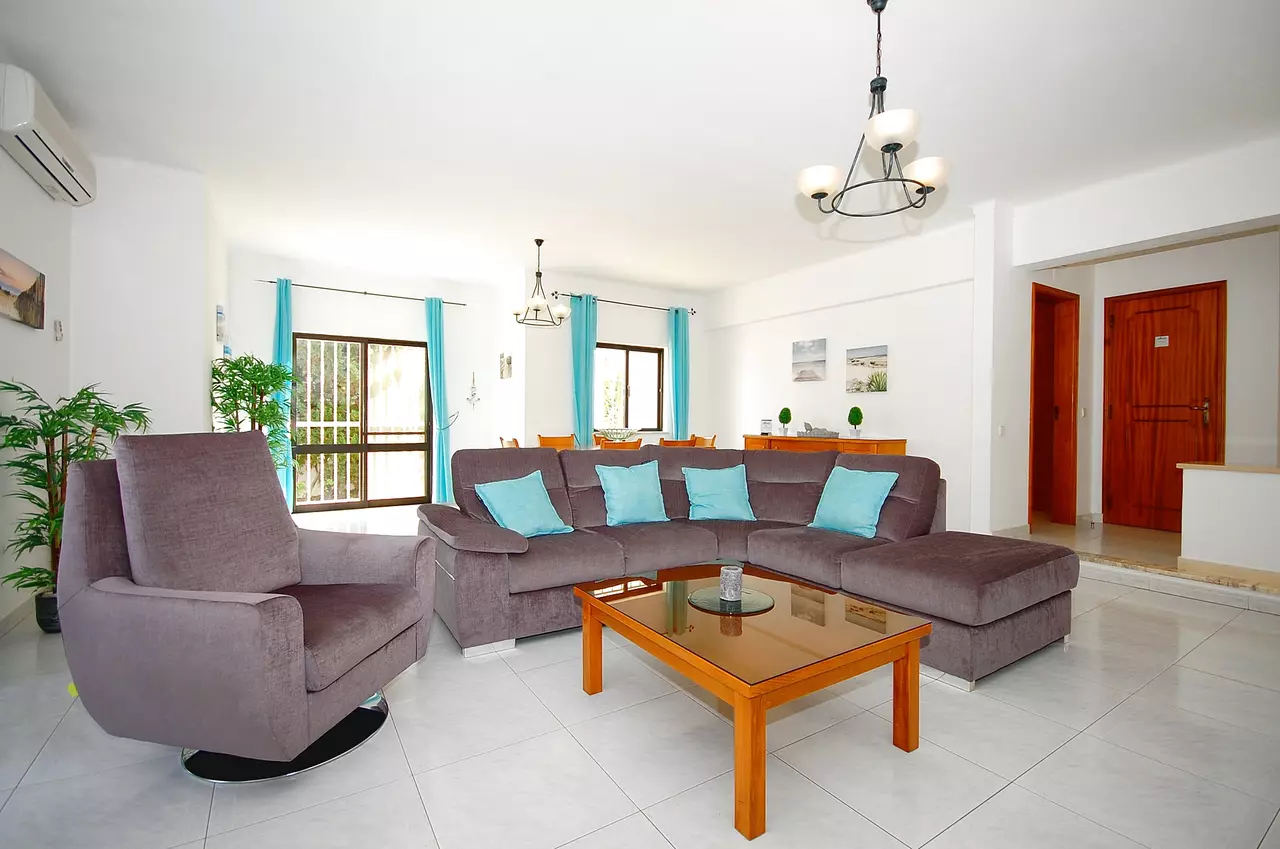 attractive villa 3 bed villa in Algarve, photo 10 of 24
