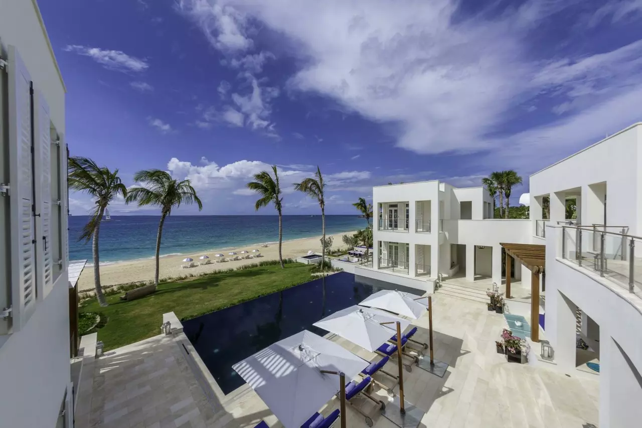 Villa Cerulean in Other Caribbean Islands, photo 3 of 30