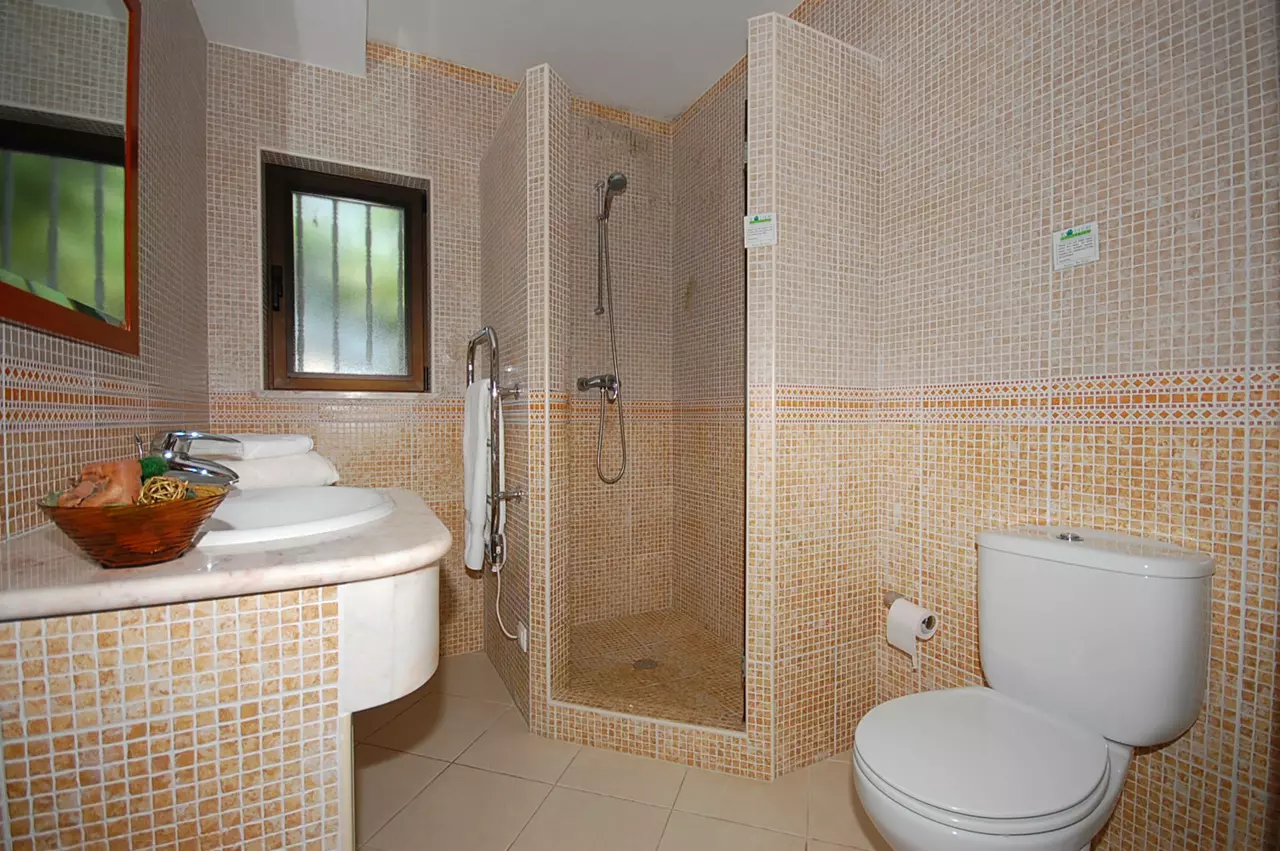 attractive villa 3 bed villa in Algarve, photo 20 of 24
