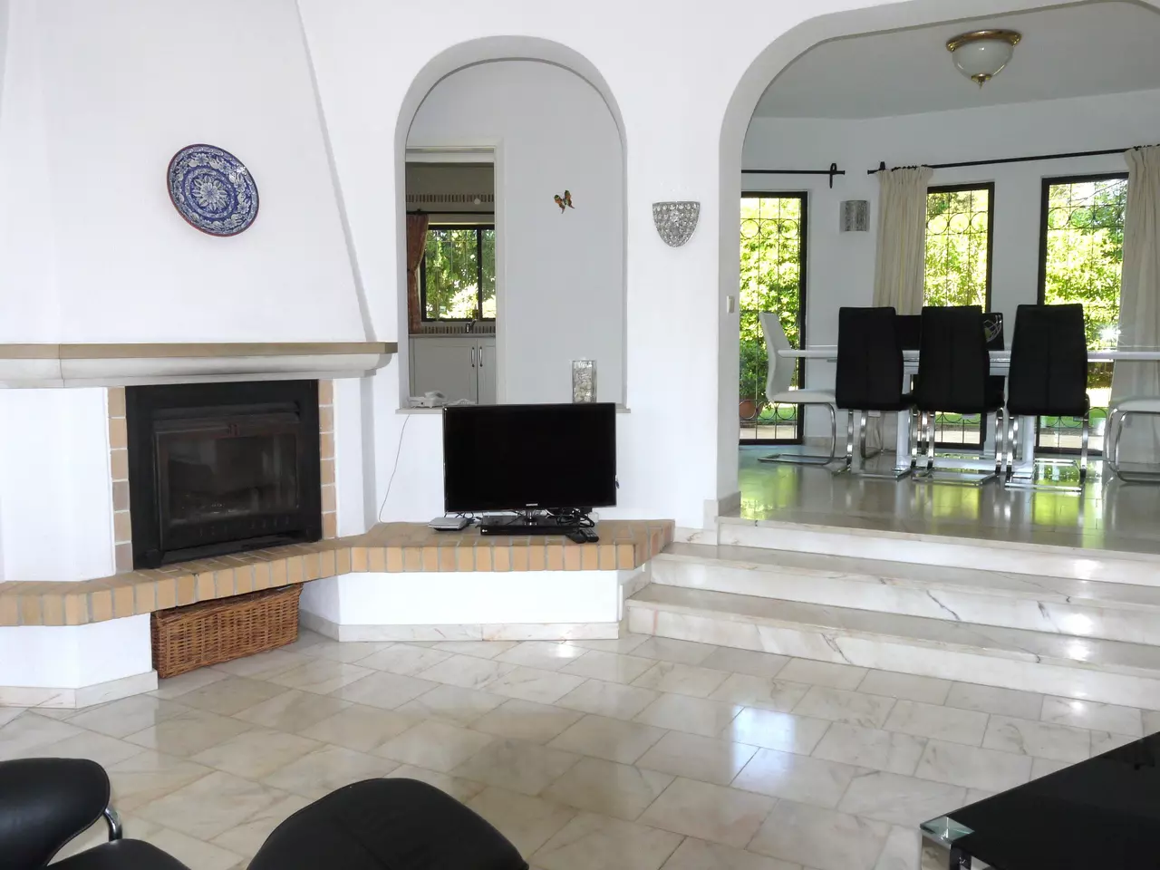 3 Bedroom 2 Bathroom Villa with Pool in Dunas Douradas in Algarve, photo 5 of 20