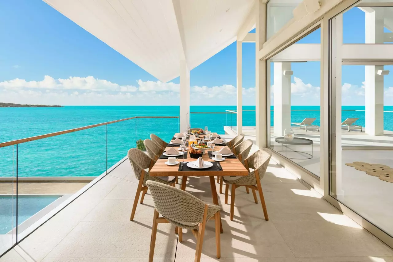 Villa La Mer South in Turks and Caicos, photo 3 of 26