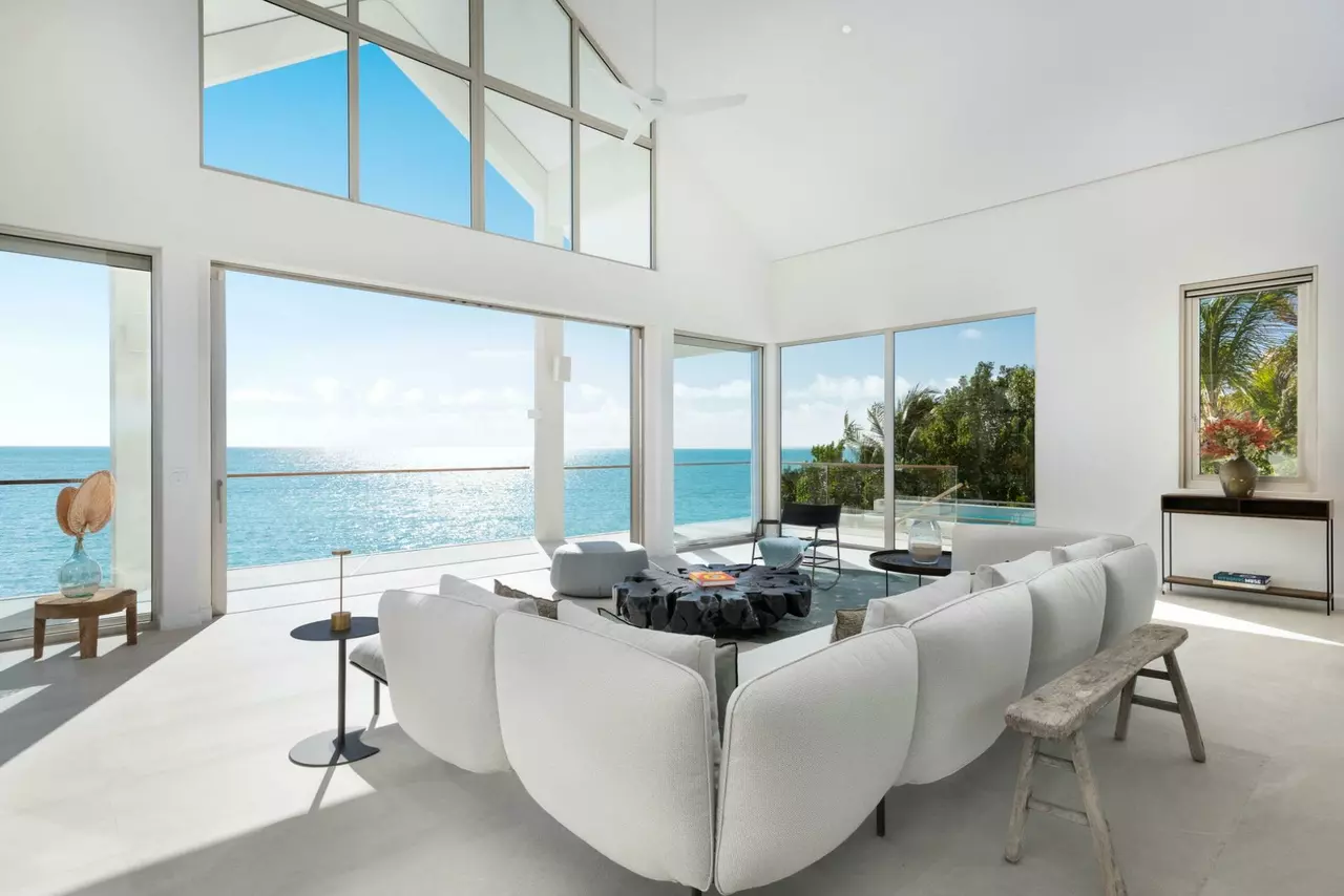 Villa La Mer West in Turks and Caicos, photo 3 of 19