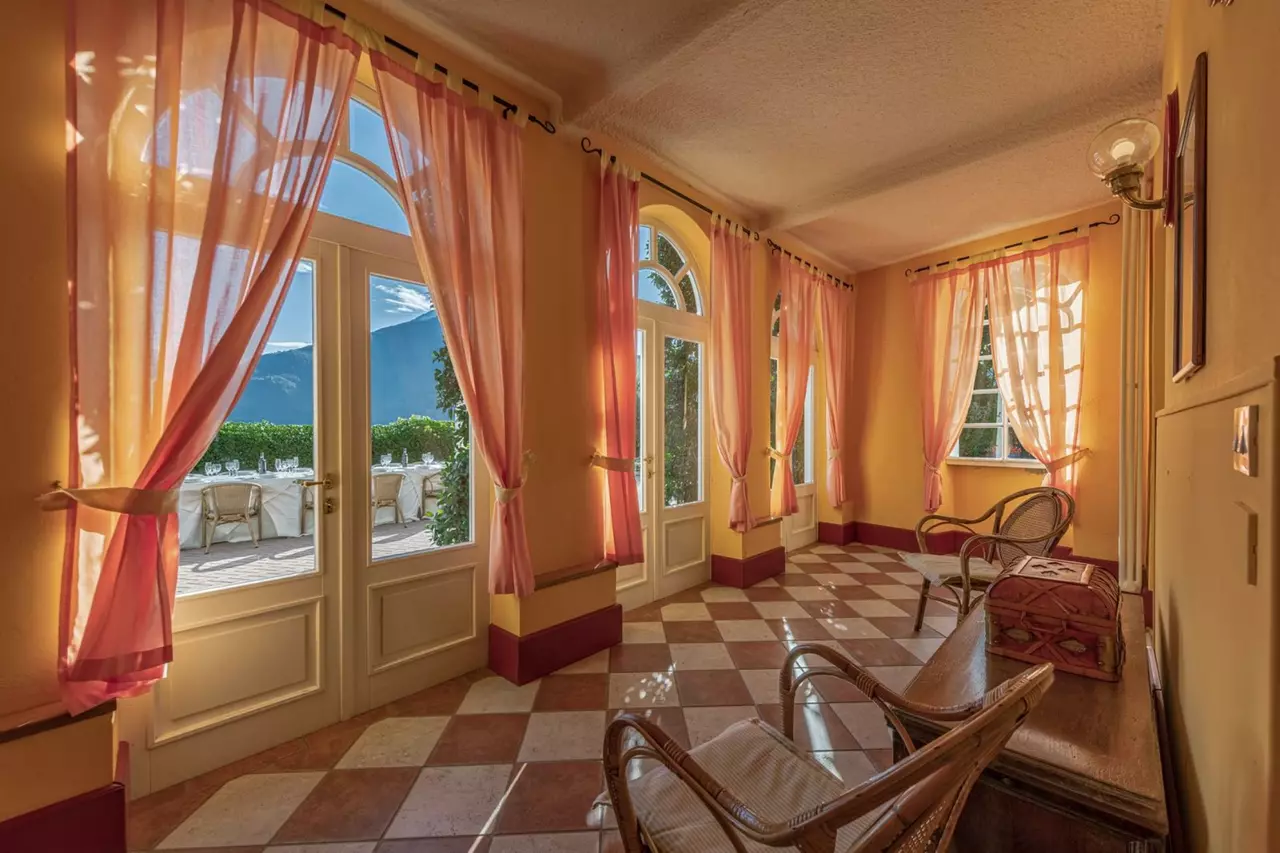 Villa Meridiana in Lake Como, photo 10 of 28
