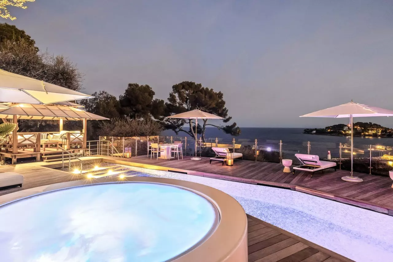 Villa O in Cap Ferrat, photo 35 of 40