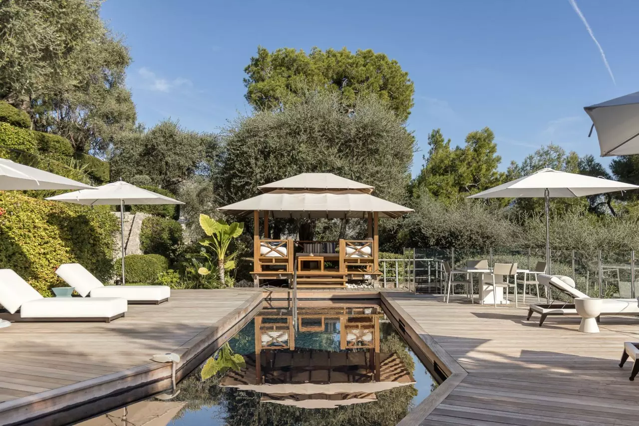 Villa O in Cap Ferrat, photo 32 of 40