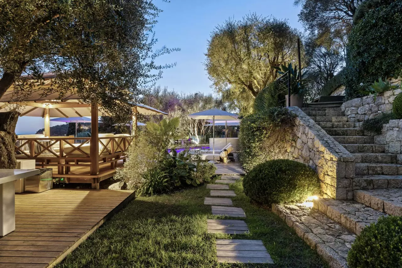 Villa O in Cap Ferrat, photo 9 of 40