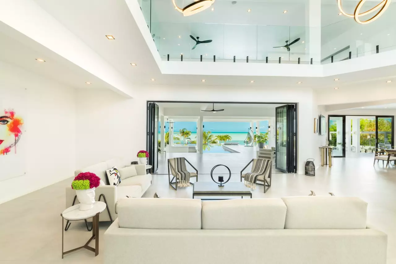 Villa Paradiso del Mar in Turks and Caicos, photo 34 of 38