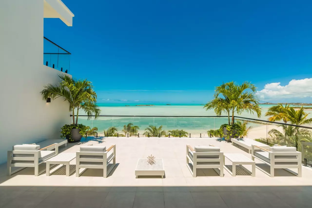 Villa Paradiso del Mar in Turks and Caicos, photo 20 of 38