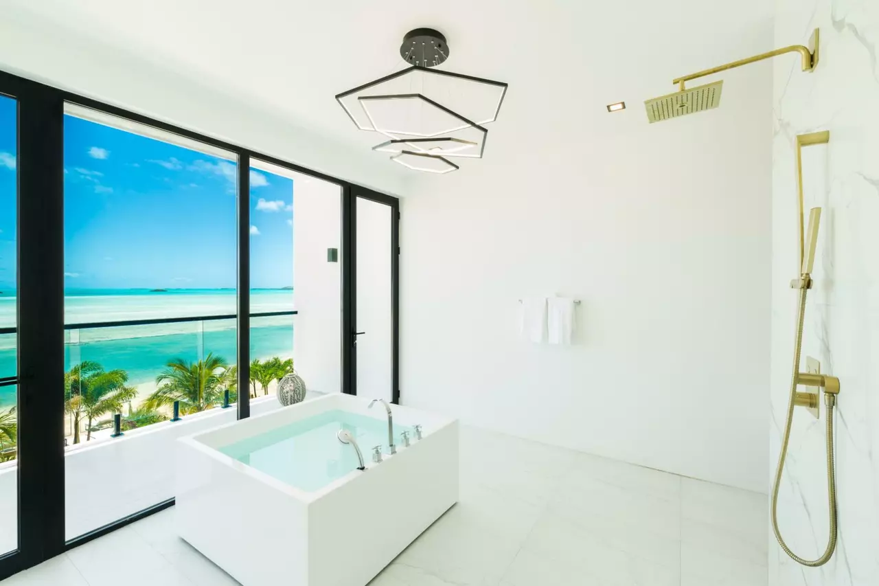 Villa Paradiso del Mar in Turks and Caicos, photo 37 of 38