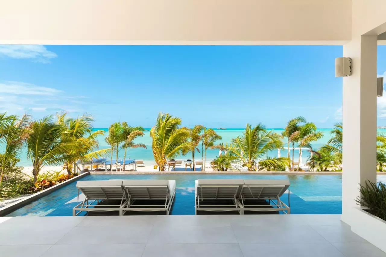 Villa Paradiso del Mar in Turks and Caicos, photo 24 of 38