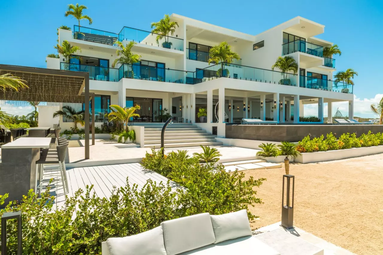 Villa Paradiso del Mar in Turks and Caicos, photo 22 of 38