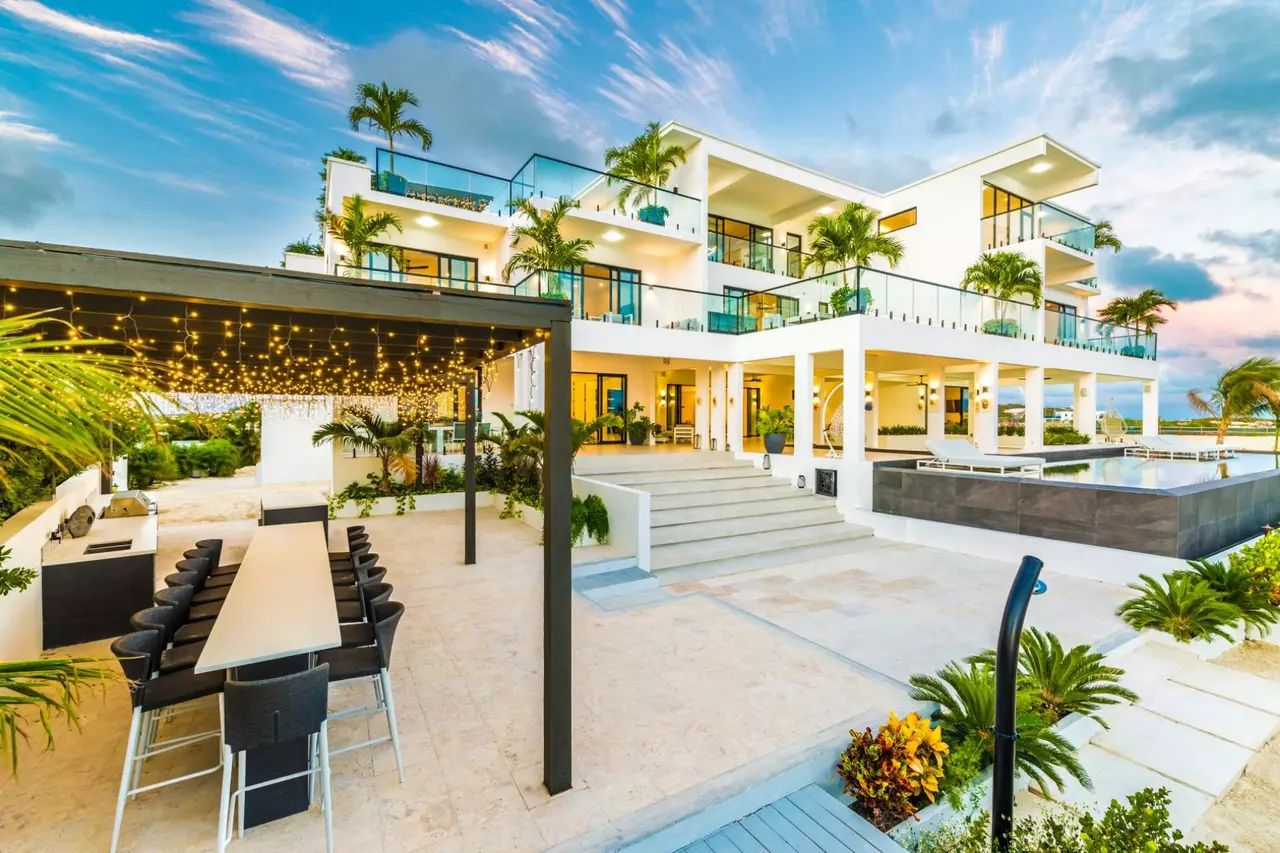 Villa Paradiso del Mar in Turks and Caicos, photo 7 of 38