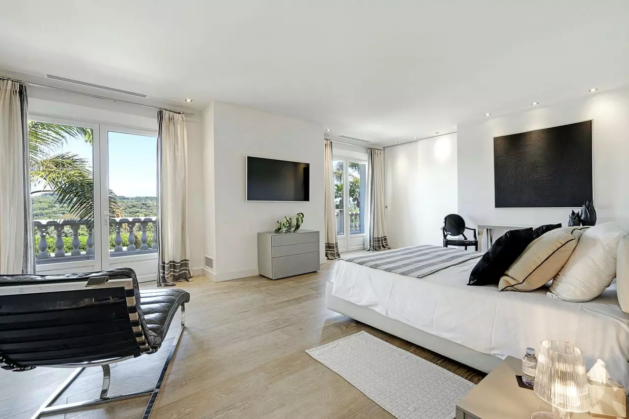 Villa Plages Royal in Saint-Tropez, photo 14 of 40