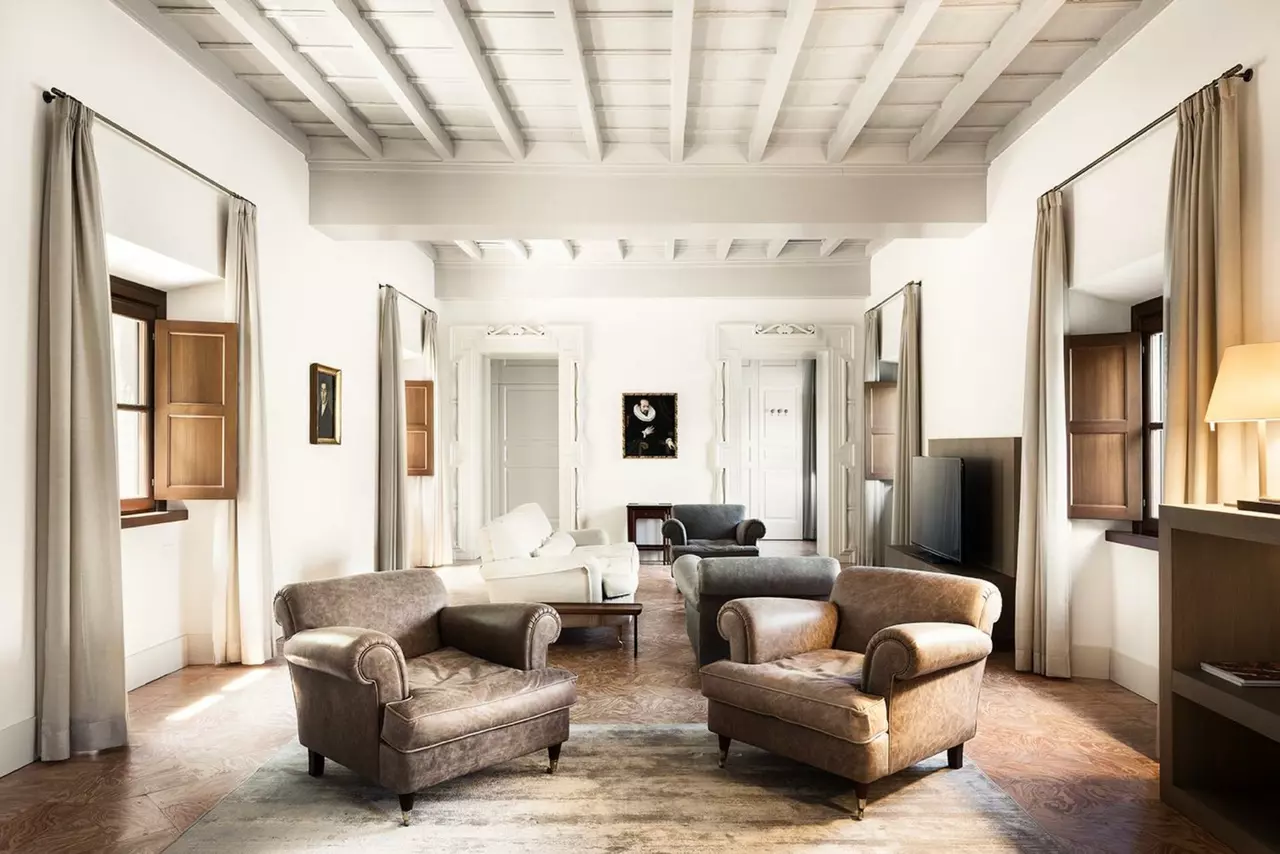 Villa Pliniana in Lake Como, photo 24 of 33