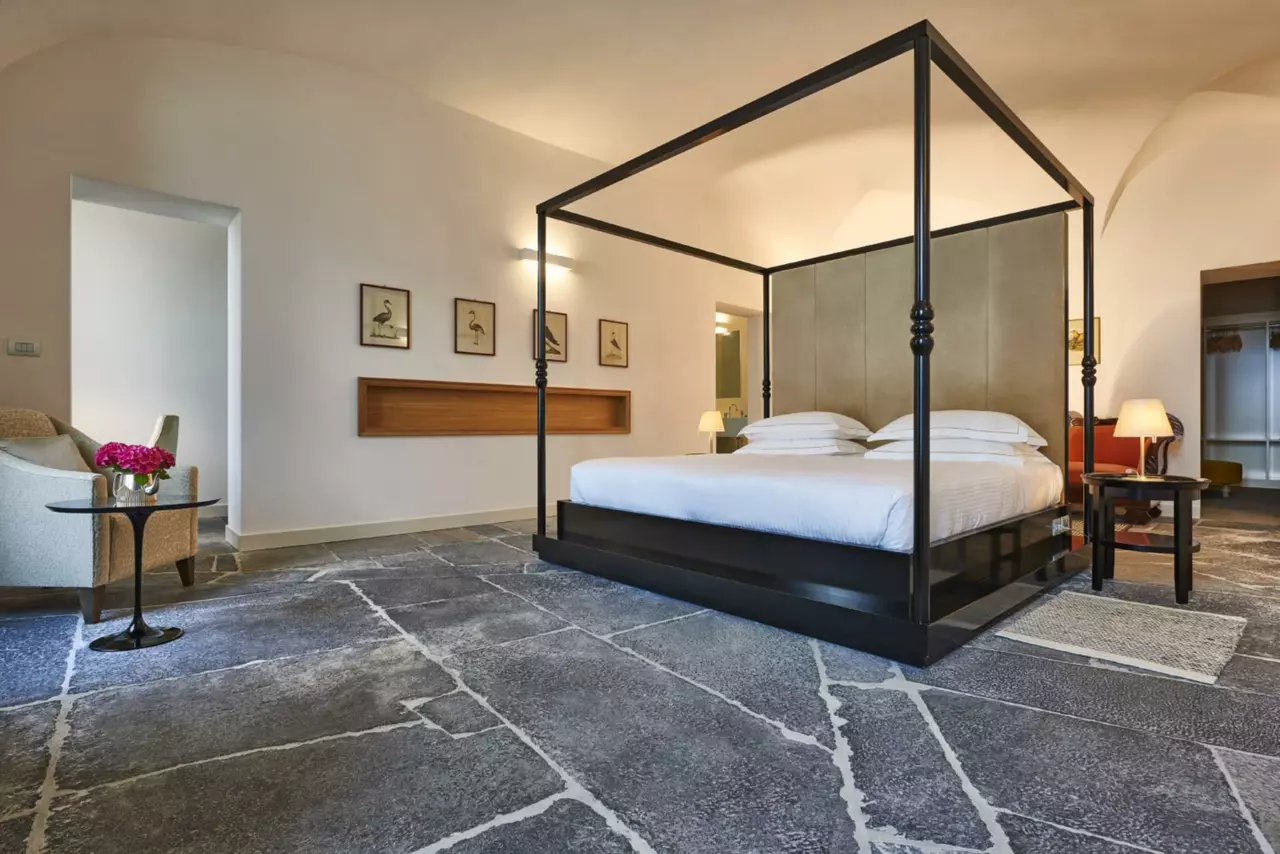 Villa Pliniana in Lake Como, photo 21 of 33