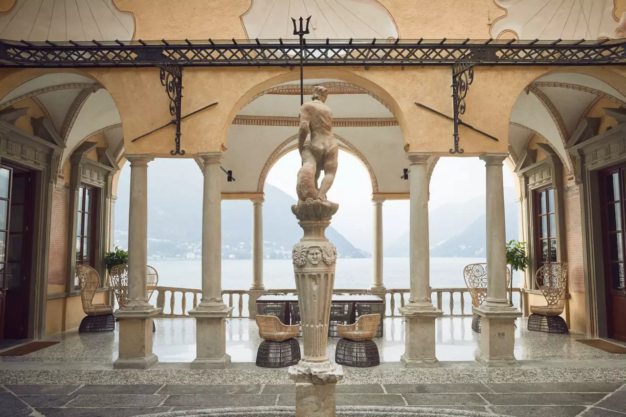 Villa Pliniana in Lake Como, photo 20 of 33