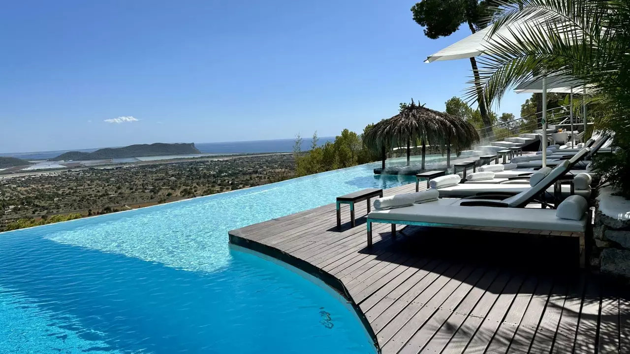 Villa Roca in Ibiza, photo 10 of 38