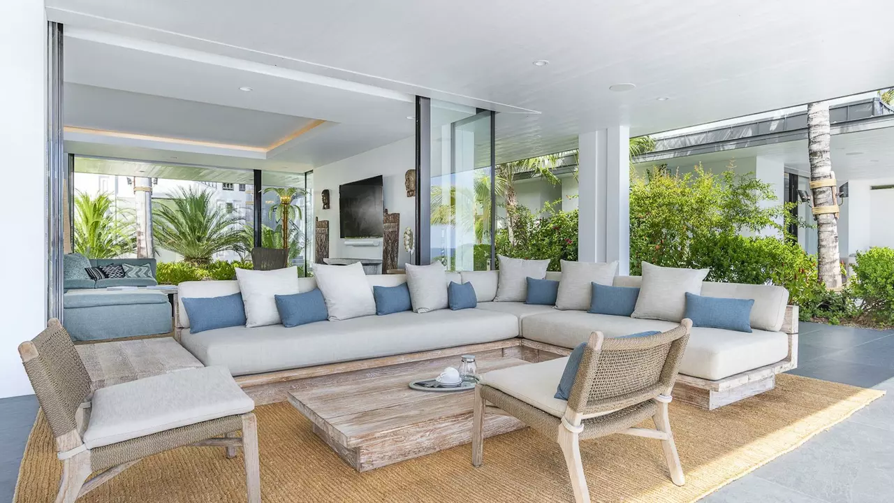 Villa Roxane in St Barths, photo 2 of 27