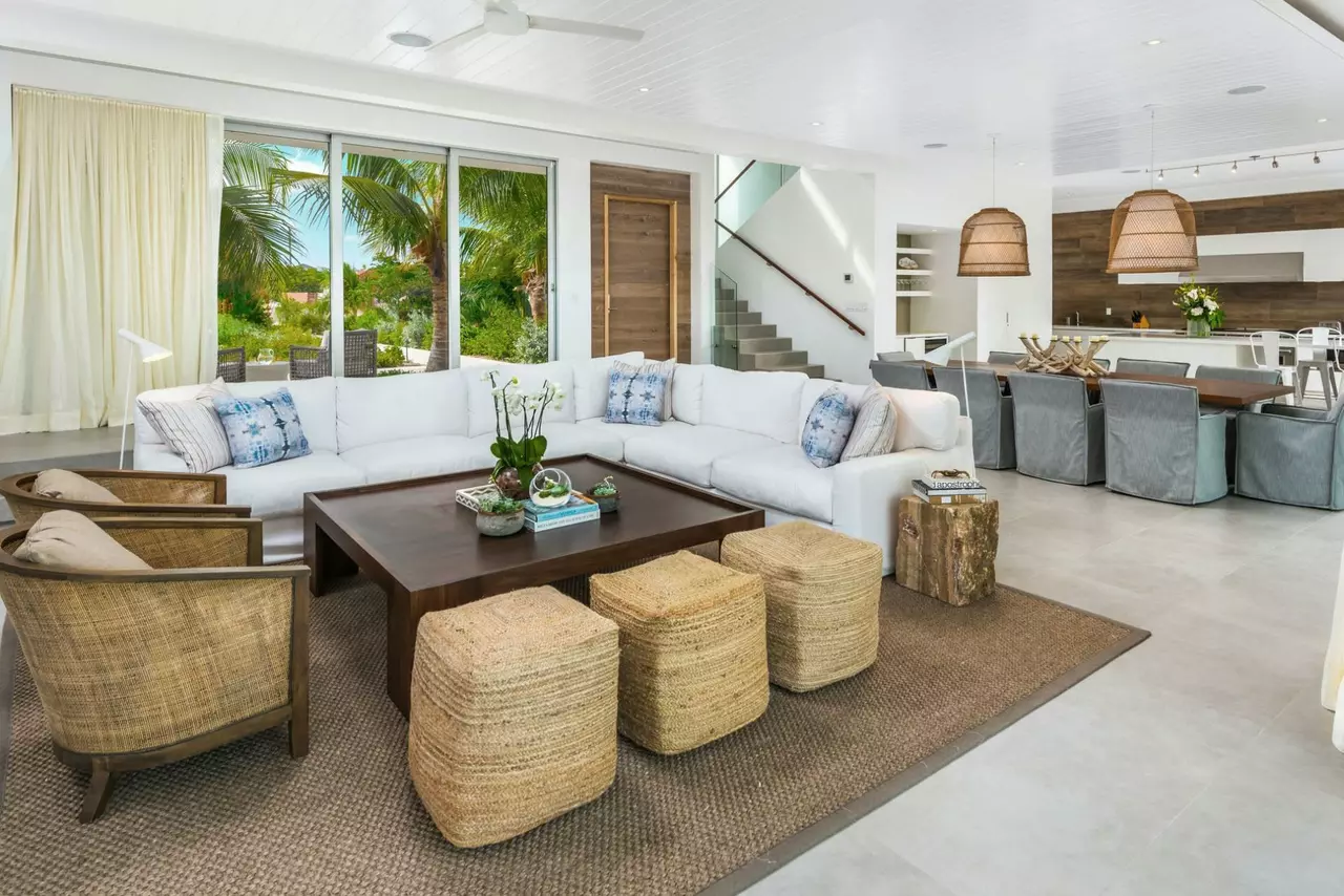 Beach Enclave Long Bay Beachfront Villa in Turks and Caicos, photo 6 of 25