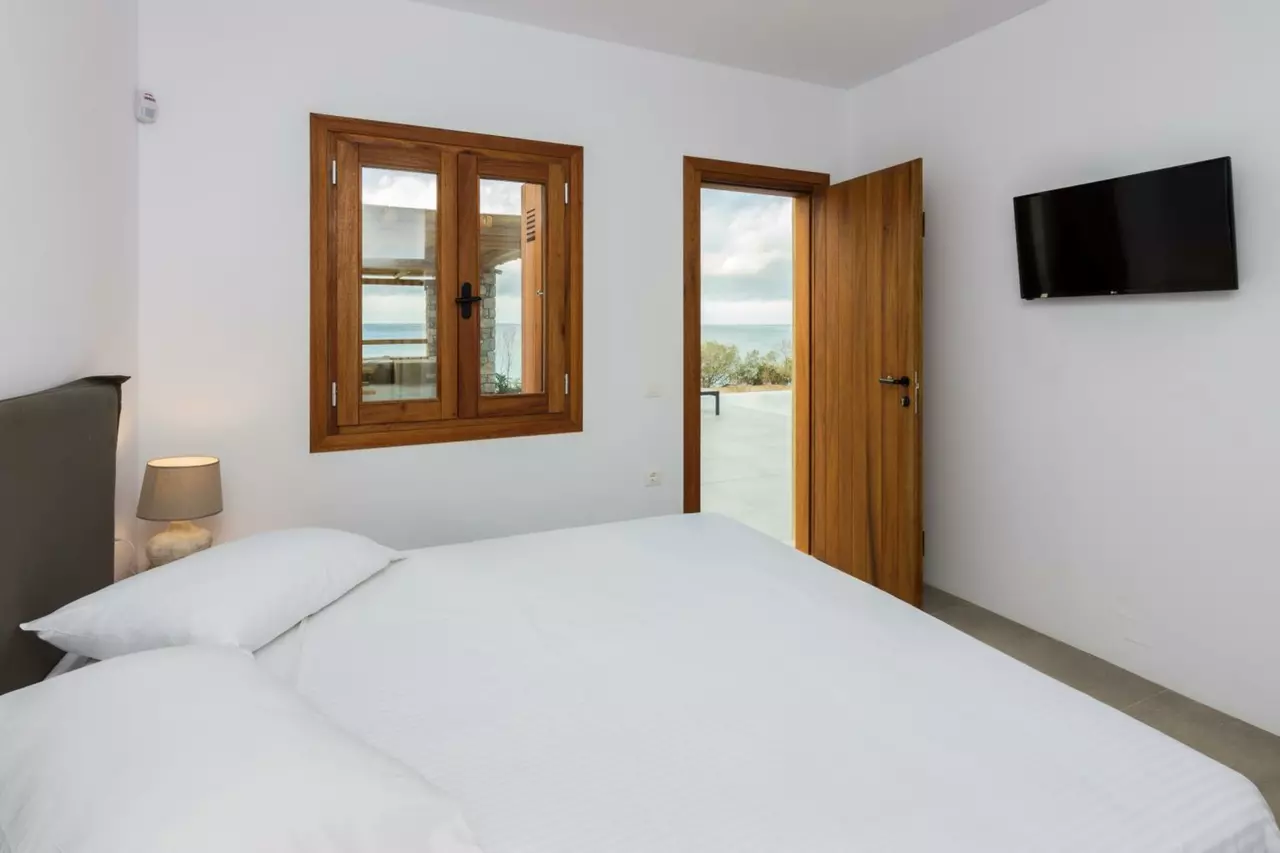 Beach House Arvi West - Luxury Villa in Crete, photo 14 of 32