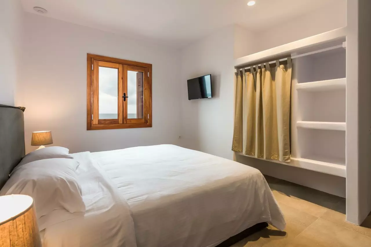 Beach House Arvi West - Luxury Villa in Crete, photo 16 of 32