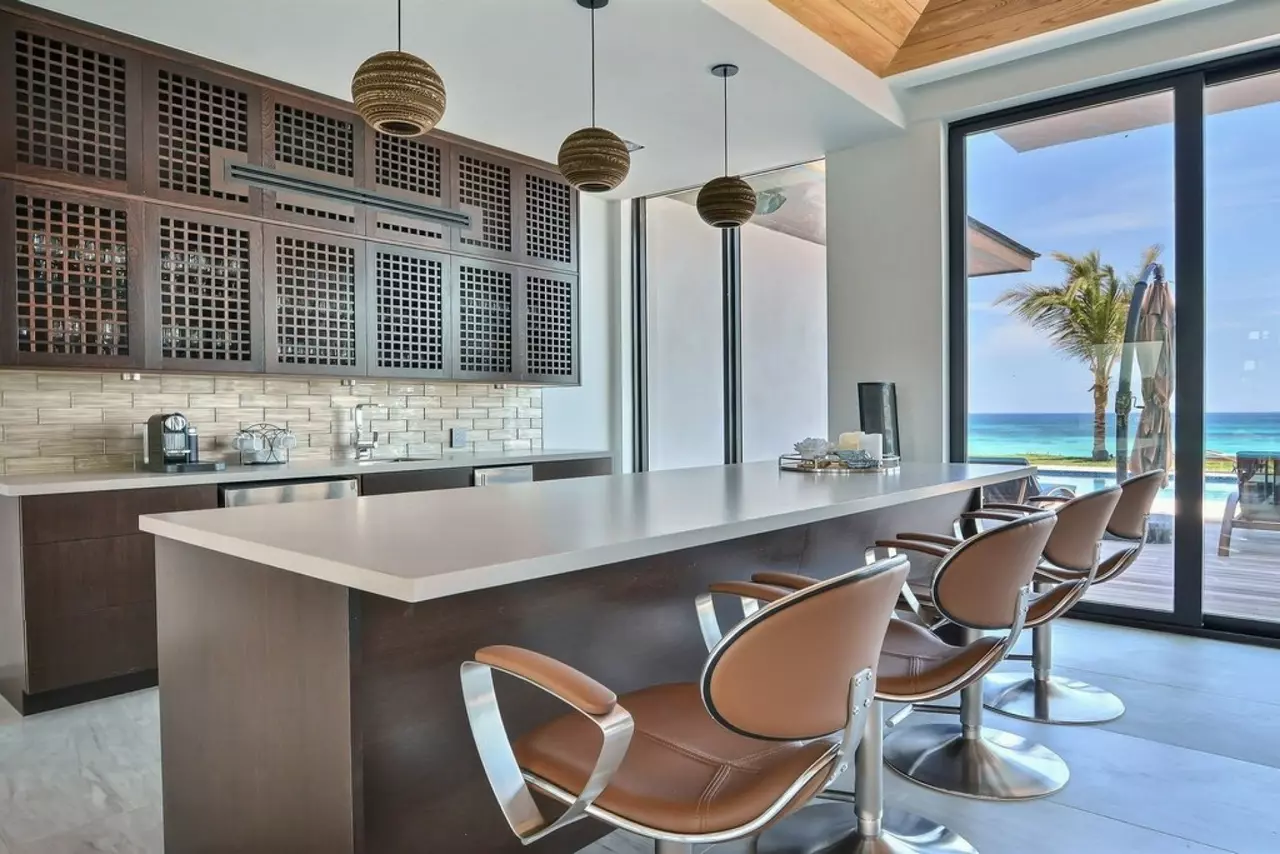 Asian House in Bahamas, photo 12 of 42