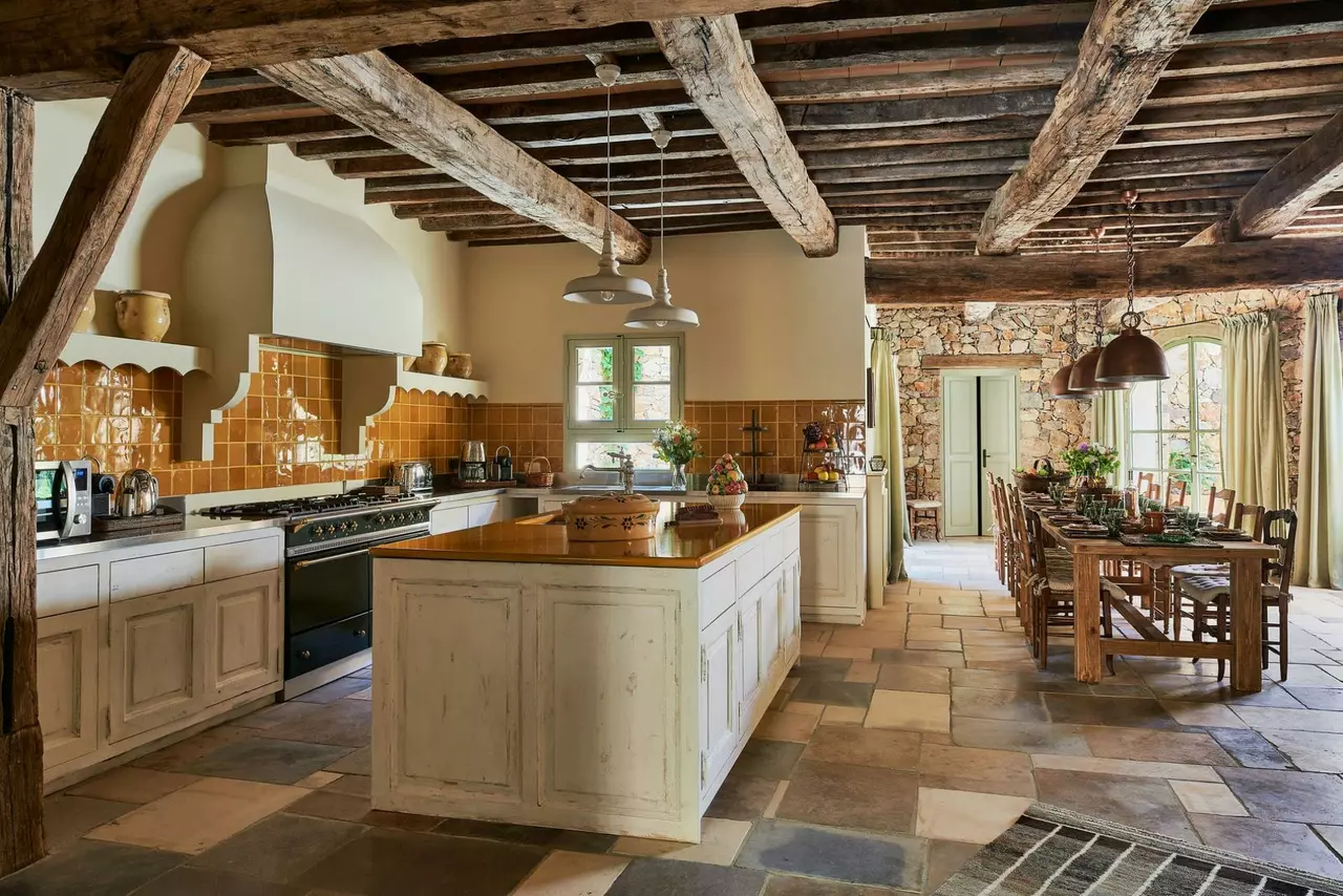 Villa Vanado in Provence, photo 4 of 17
